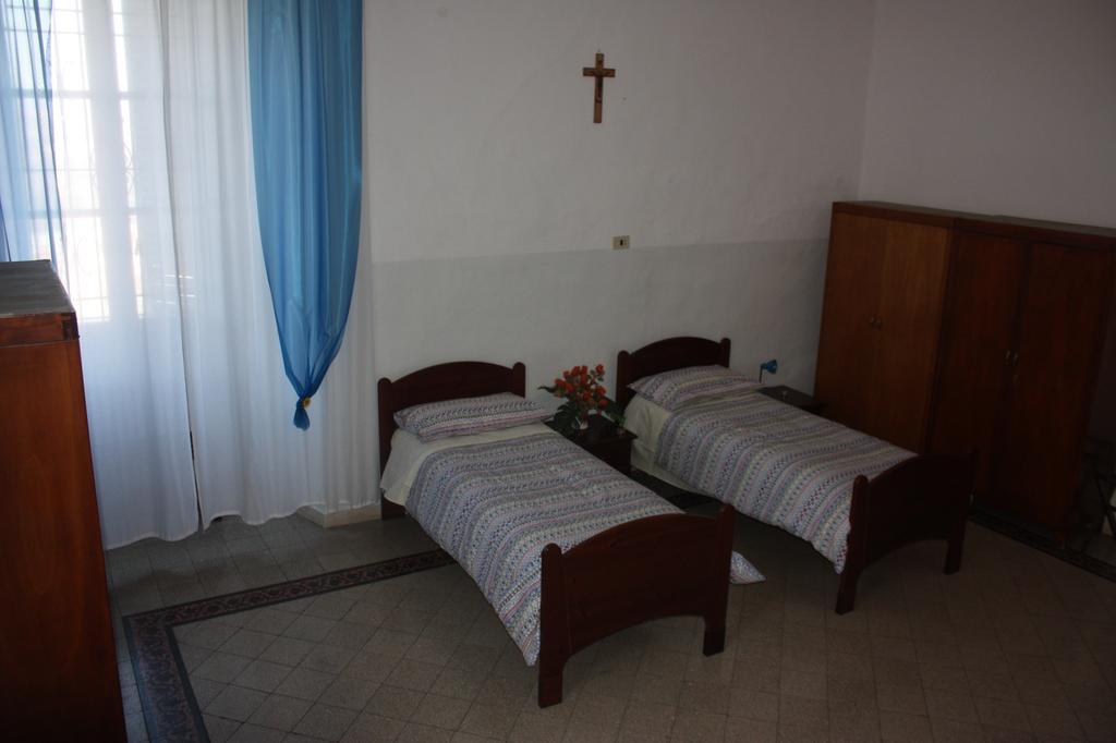 Ostello Sant'Anna Нарні Номер фото