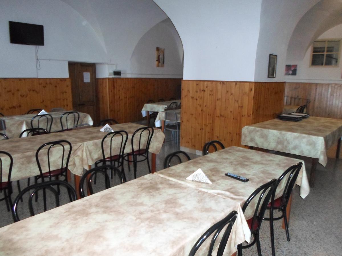 Ostello Sant'Anna Нарні Екстер'єр фото