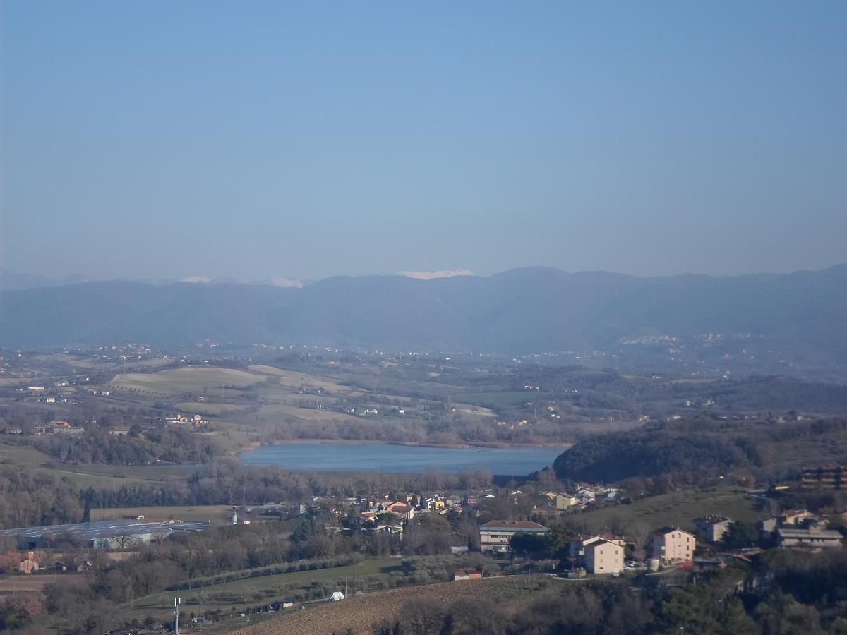 Ostello Sant'Anna Нарні Екстер'єр фото